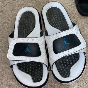 jordan retro sandals